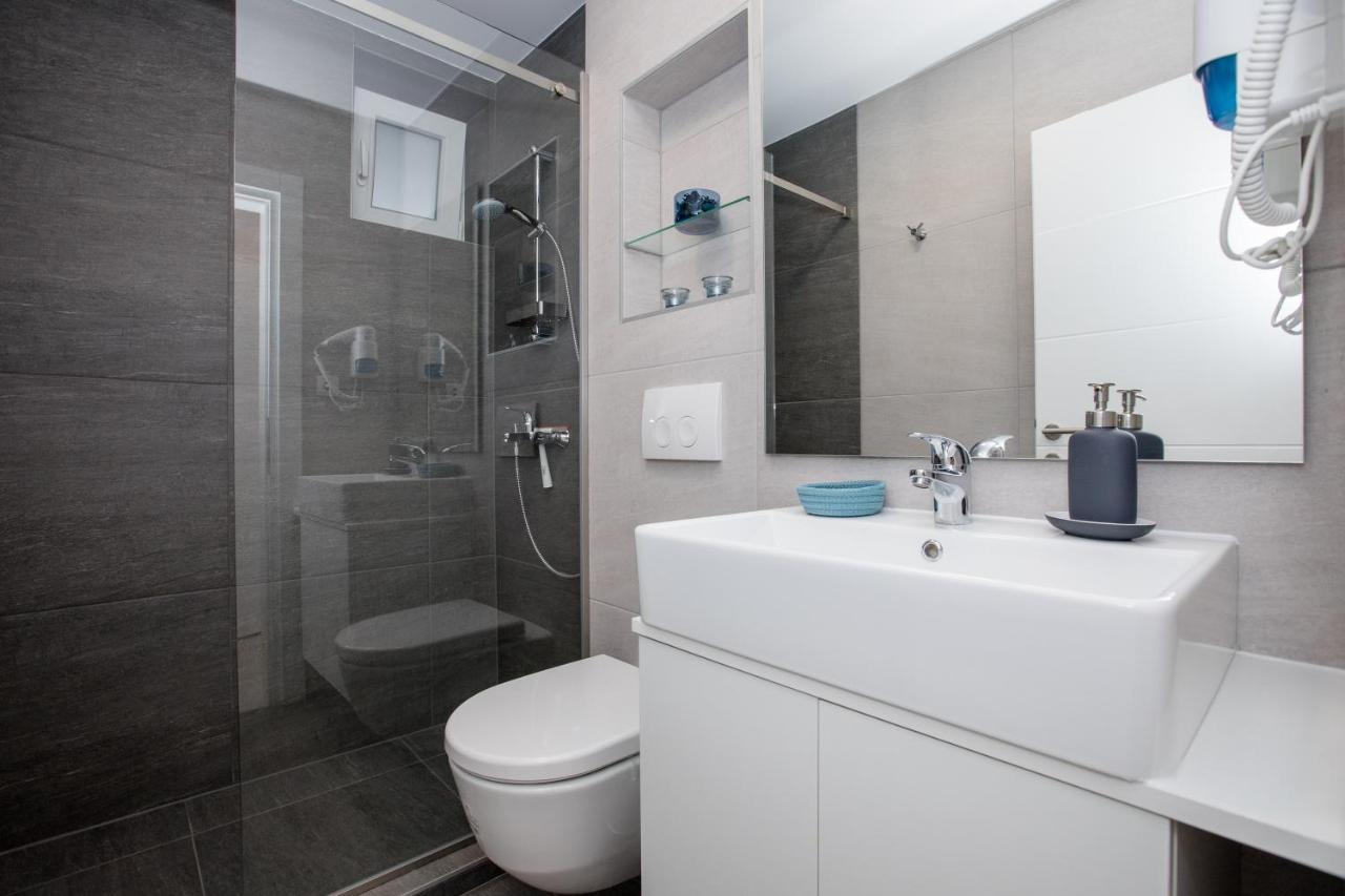Guest House Mazuth II Банёл Экстерьер фото